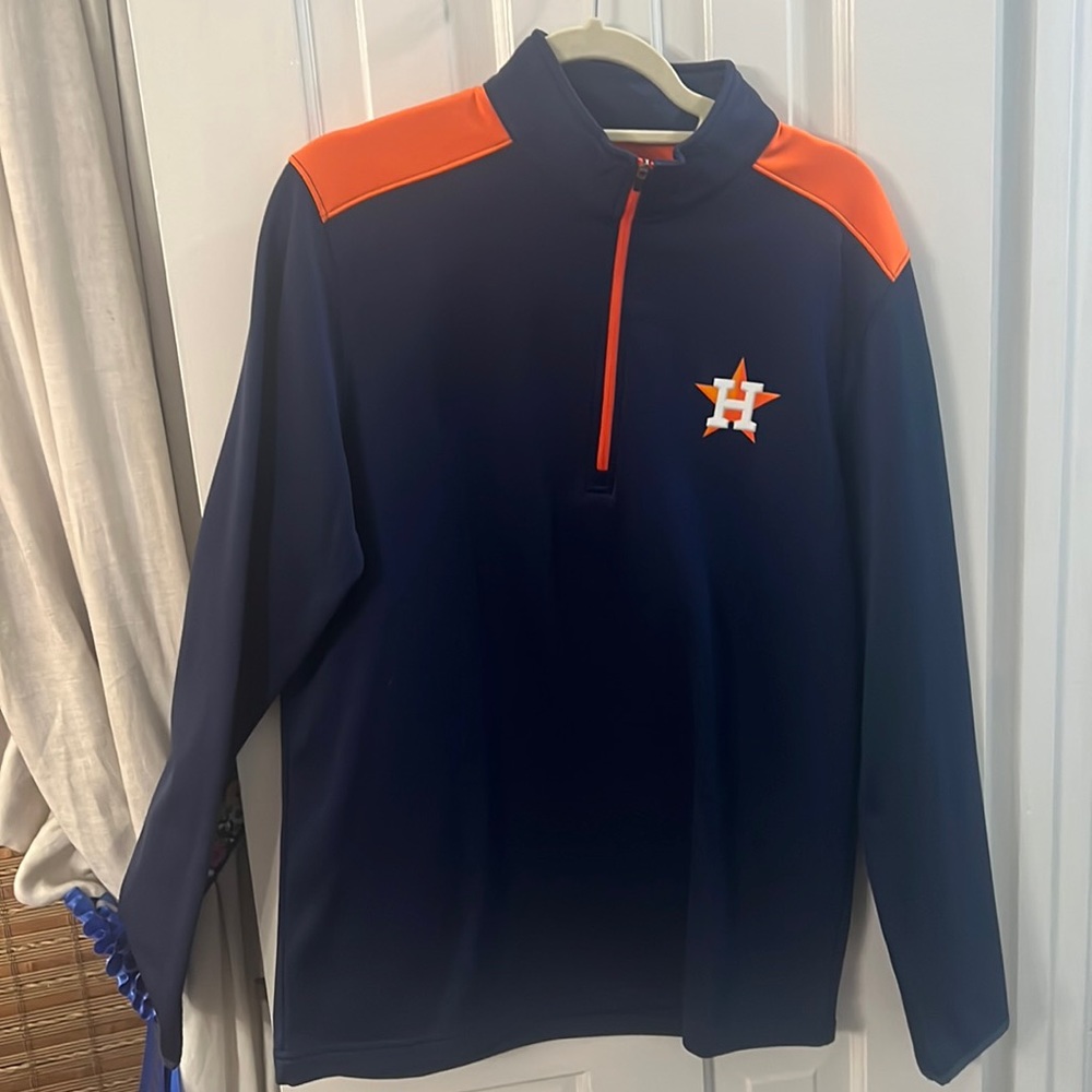 Astros sweatshirt